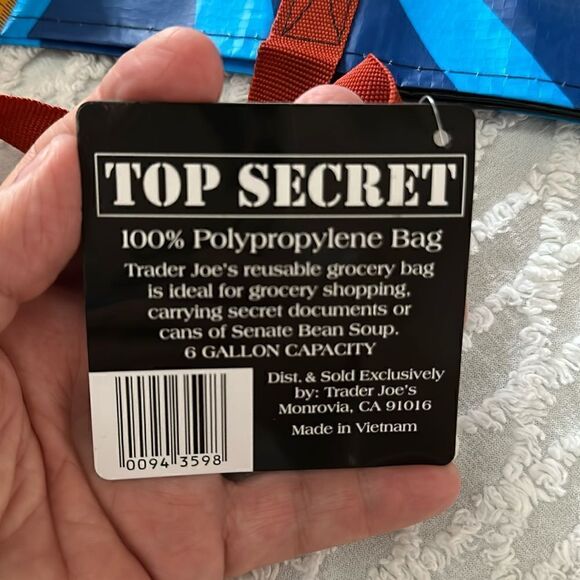 Trader Joe’s Plastic Reusable Shopping Tote Bag 6 Gallon Washington DC - Picture 14 of 14